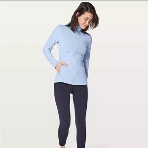 Lululemon Round Trip Womens Size 8 Cool
Breeze Light Blue Full Zip Jacket